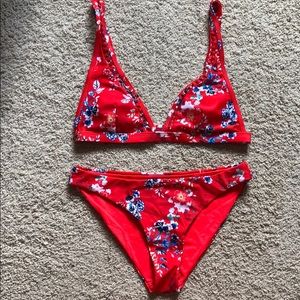 NWOT Red floral Bikini